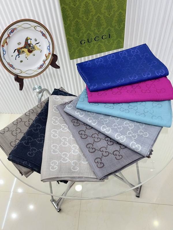 Gucci scarf 70X200cm E13